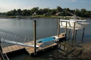 floating dock and boat lift